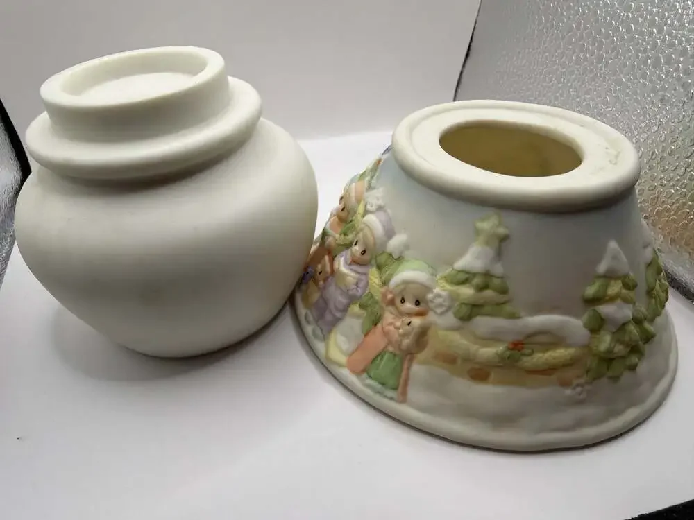 Precious Moments 1999 Christmas Holiday Candle Lamp/Votive Holder